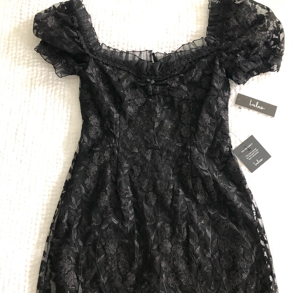 Black lace Lulus dress